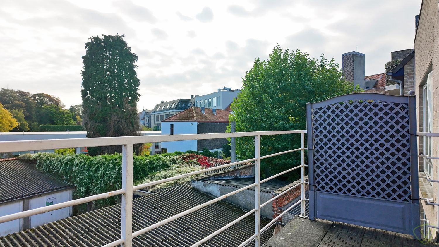 Gezellig en energiezuinig appartement met terras in centrum Eeklo! foto 10