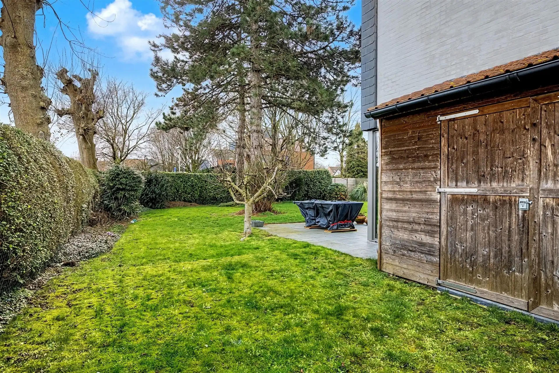 Stijlvolle gezinswoning met 3 slaapkamers en thuiskantoor (926m²) foto 26