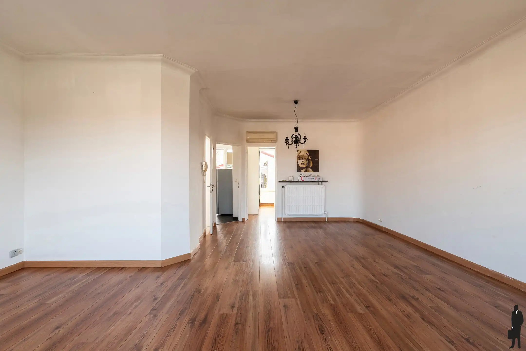 Multifunctionele woning met magazijn en showroom foto 10