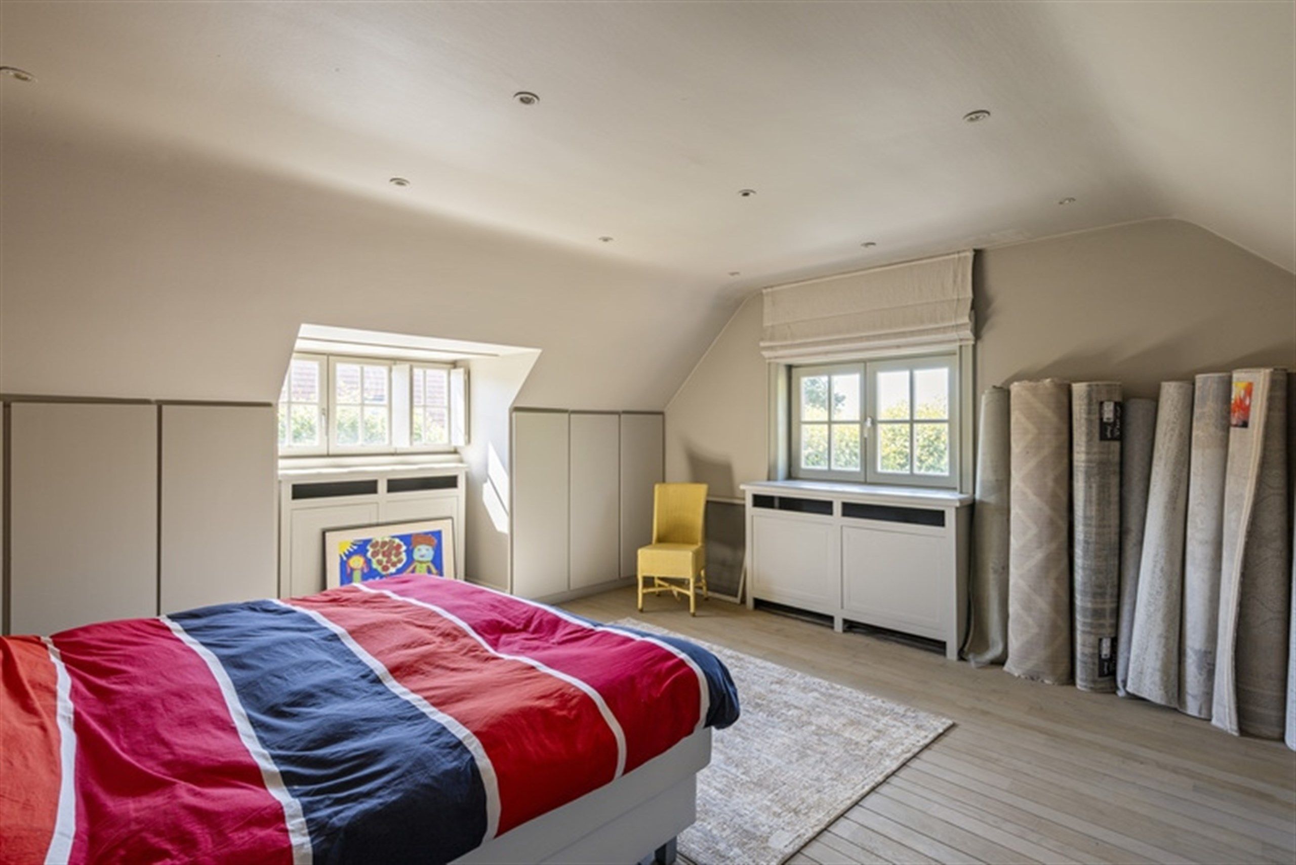 Elegante villa op toplocatie met dubbele garage foto 19