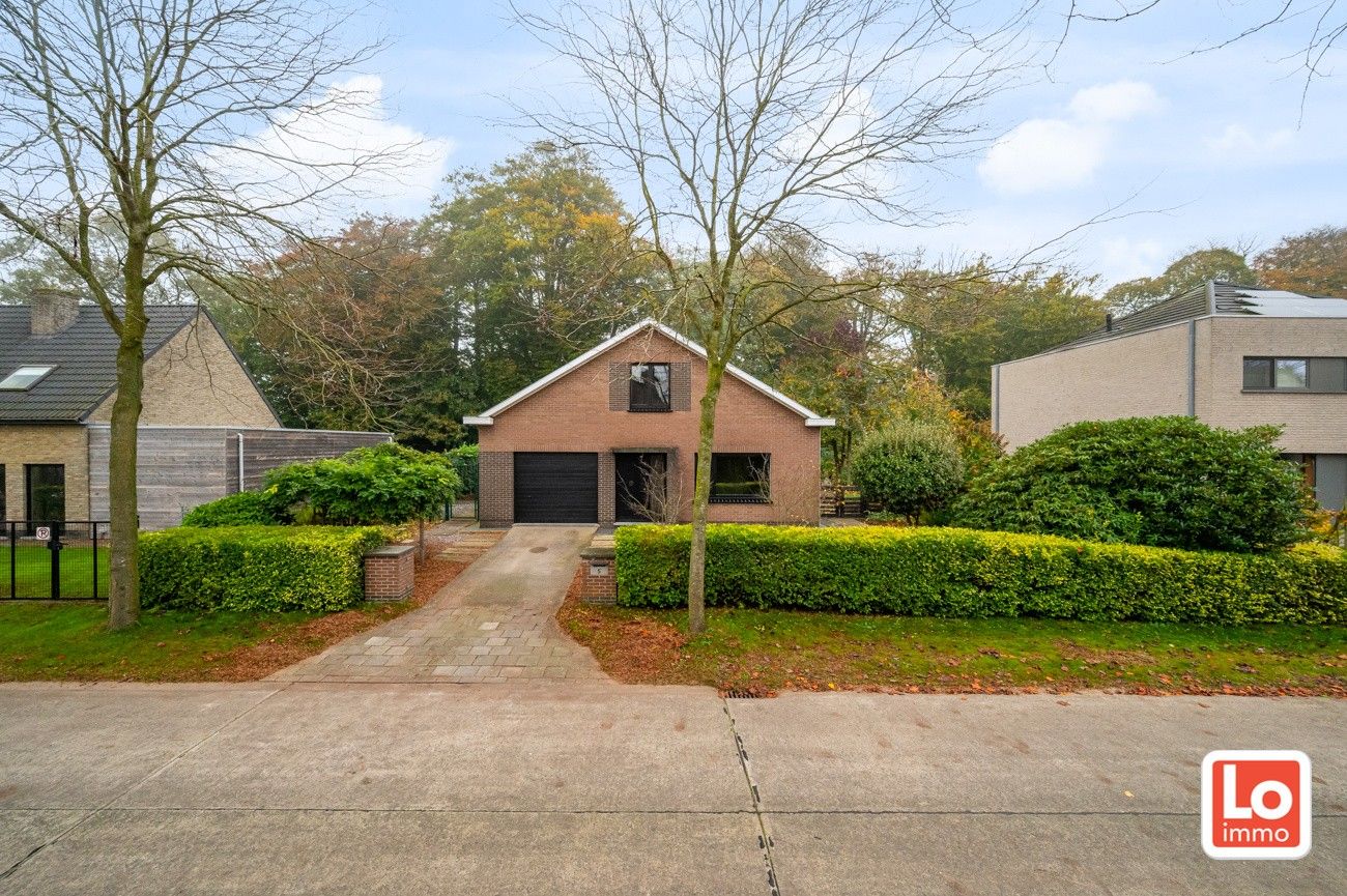 VERKOCHT!! Te renoveren ruime alleenstaande woning met inpandige garage op een top locatie in hartje Lochristi! foto 17