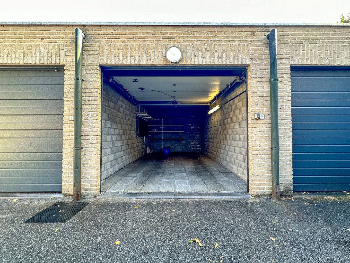 Instapklaar 2-slaapkamer appartement met 2 terrassen (en garage), topligging Torhout. foto 24