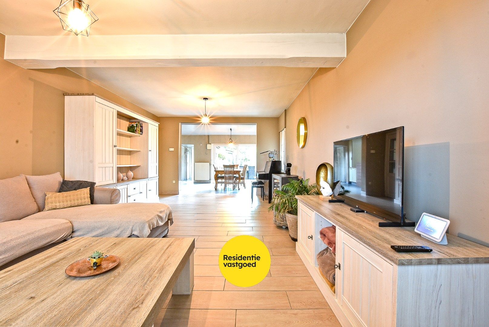 Instapklare alleenstaande woning met 4/5 slaapkamer op 2.084m² te Diksmuide! foto 4