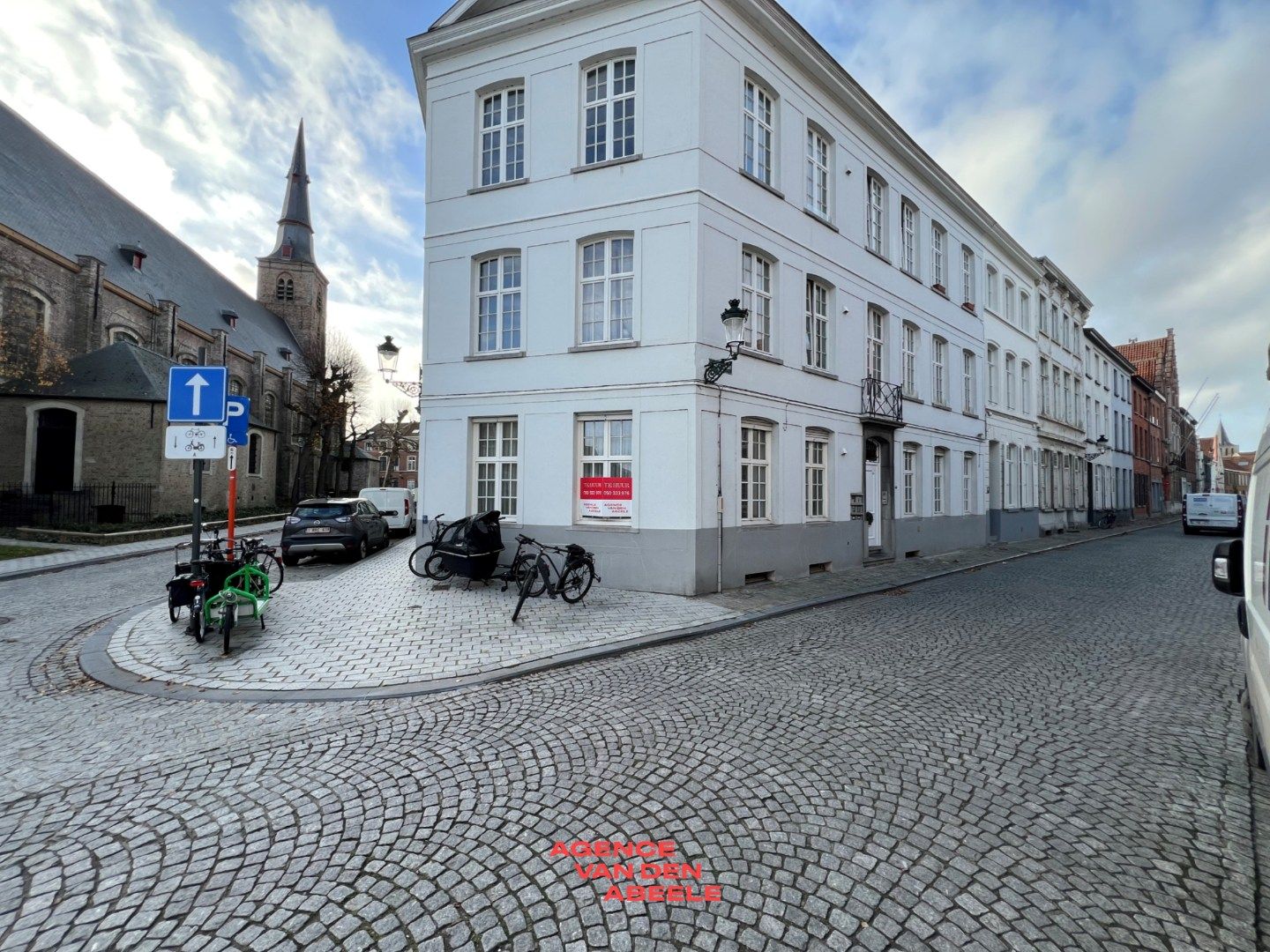 Gelijkvloersappartement vlakbij Sint-Annakwartier foto 13