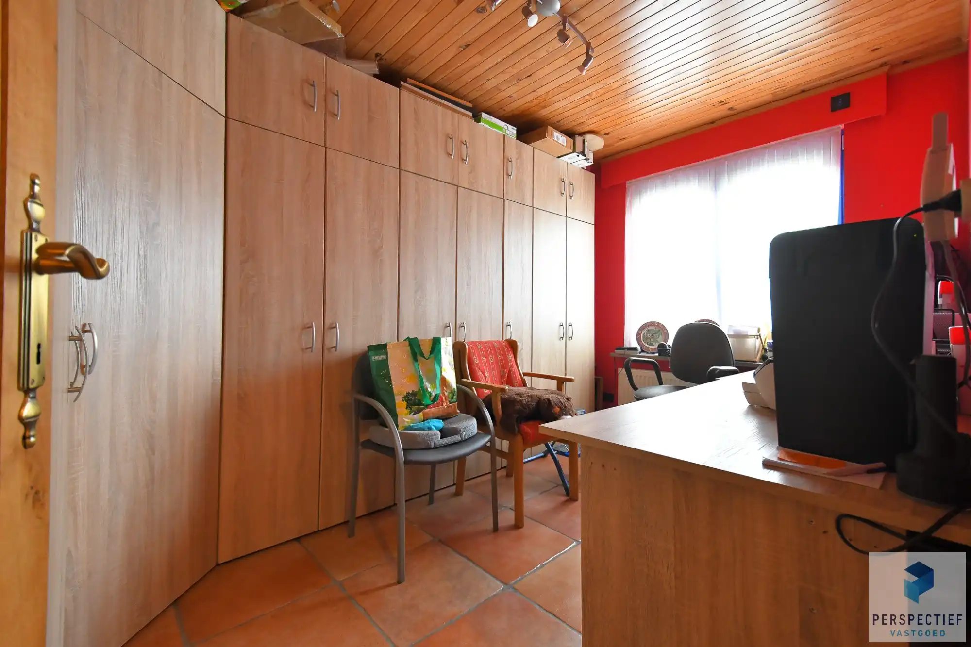 BEZOEKMOMENT ZATERDAG 23/05 VAN 9U TOT 11U | UITSTEKEND GELEGEN GELIJKVLOERSE WONING foto 12