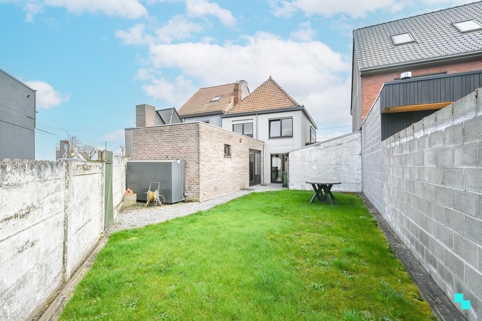 Te renoveren halfopen bebouwing in Zulte foto 16