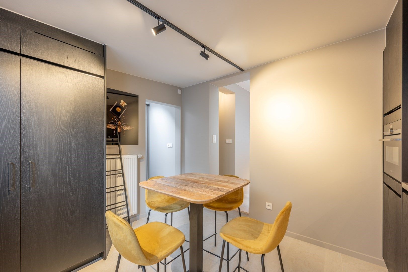 Mooi gerenoveerde woning in het hartje van Knokke nabij de Lippenslaan foto 9