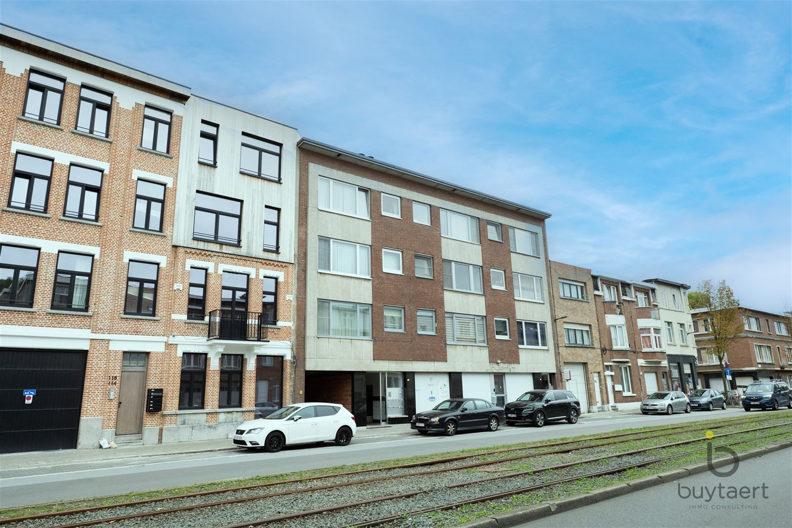 Gerenoveerd drie slaapkamer appartement te Hoboken. foto 39