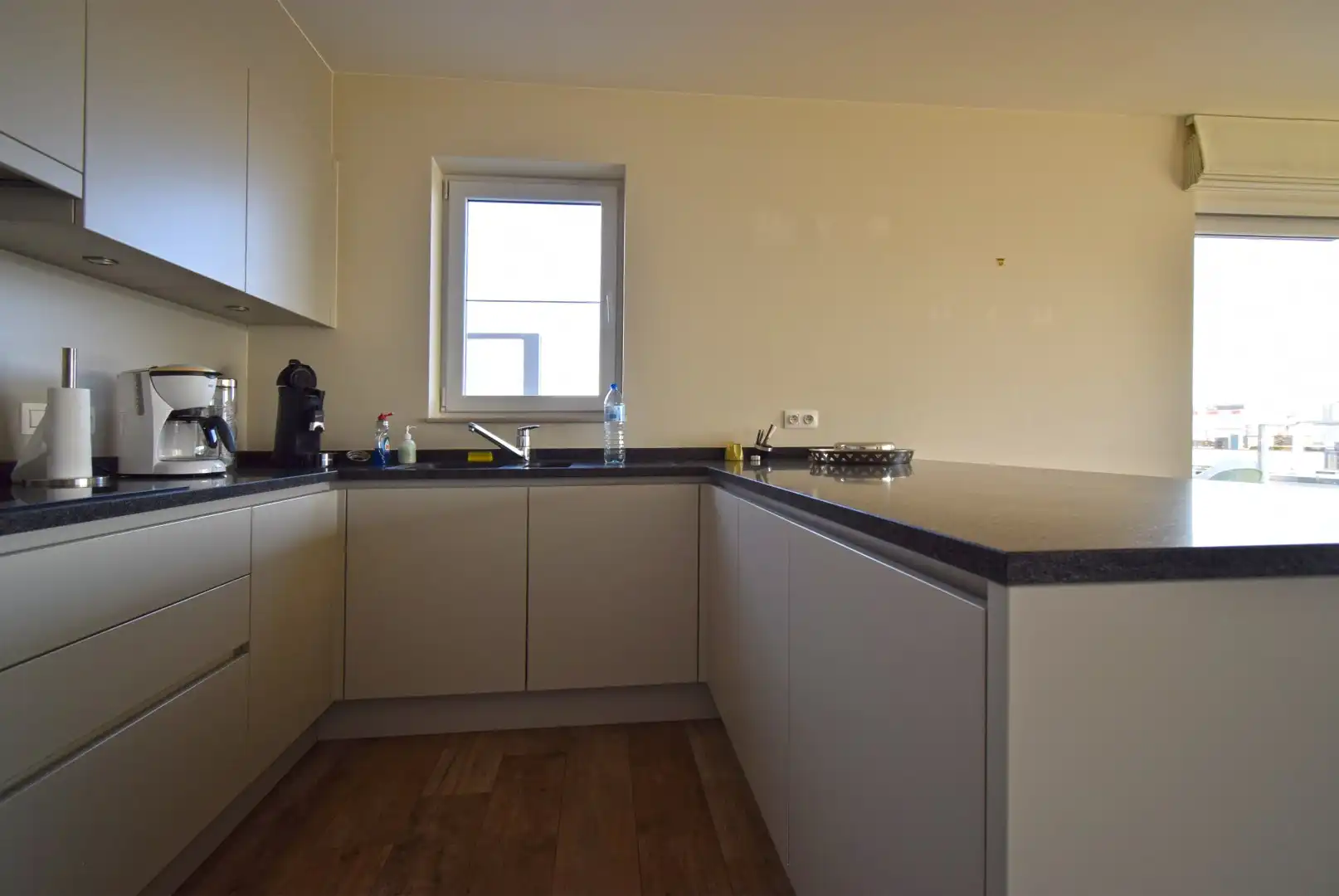PRACHTIG APPARTEMENT MET 2 GROTE TERRASSEN & GARAGE foto 4