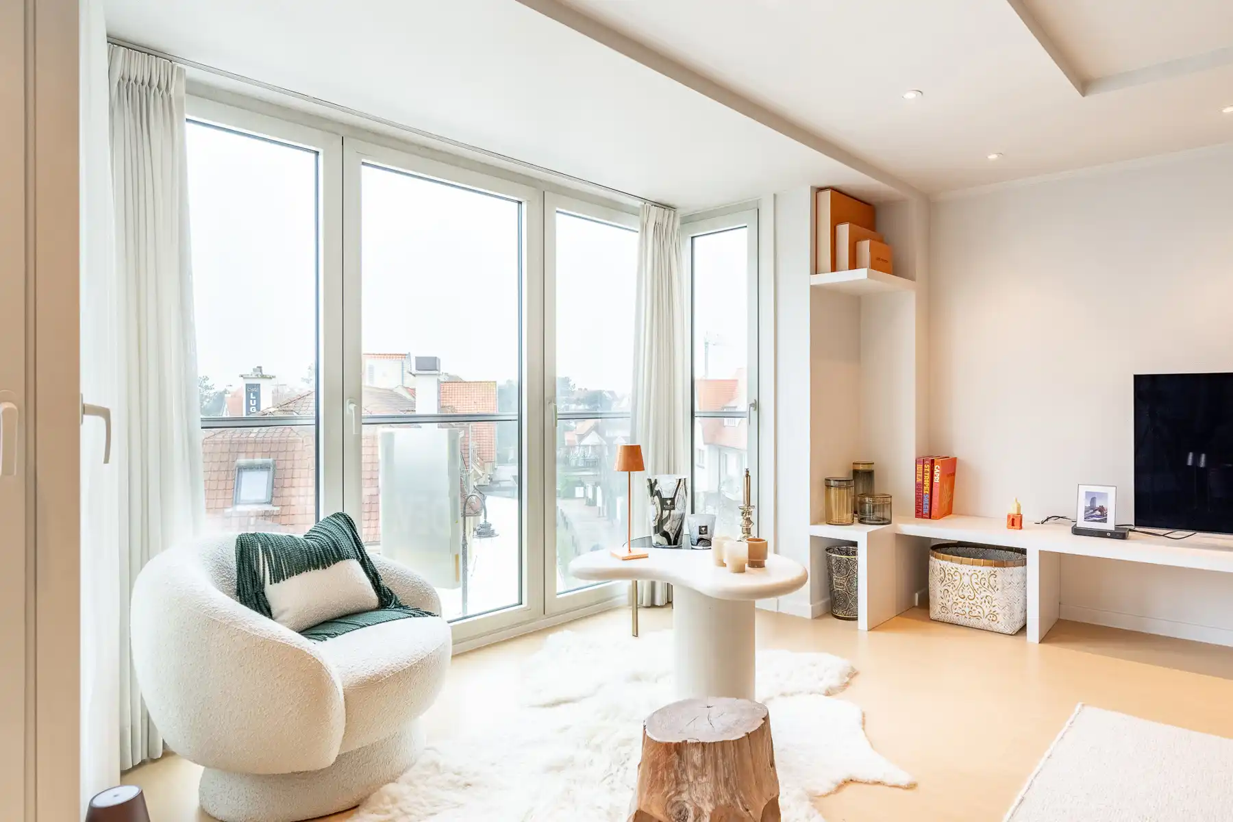 Zuidgericht appartement met uniek open zicht foto 7