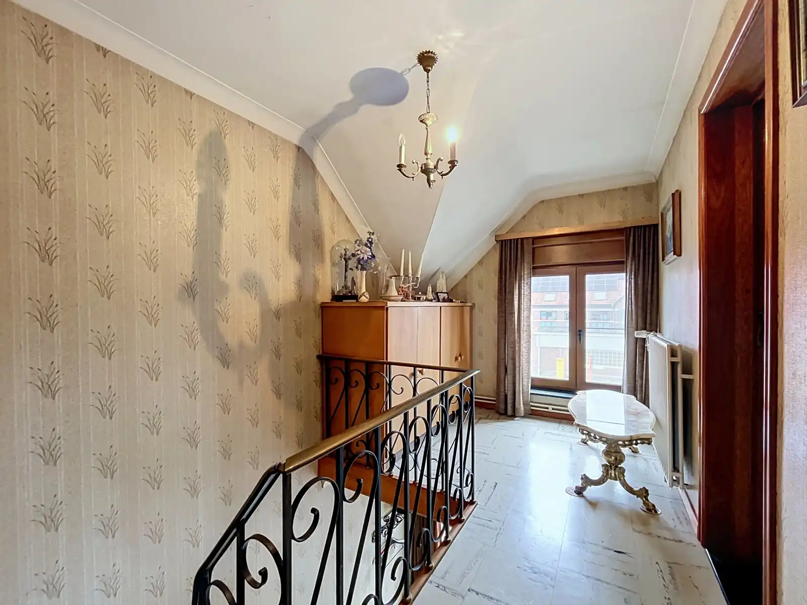 Vrijstaande woning met ruime tuin op toplocatie foto 20
