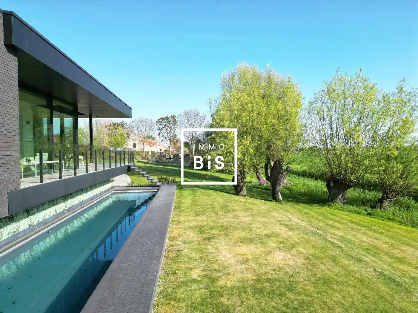 Uitzonderlijk,volledig gerenoveerde hoeve vlakbij het Zoute foto 11