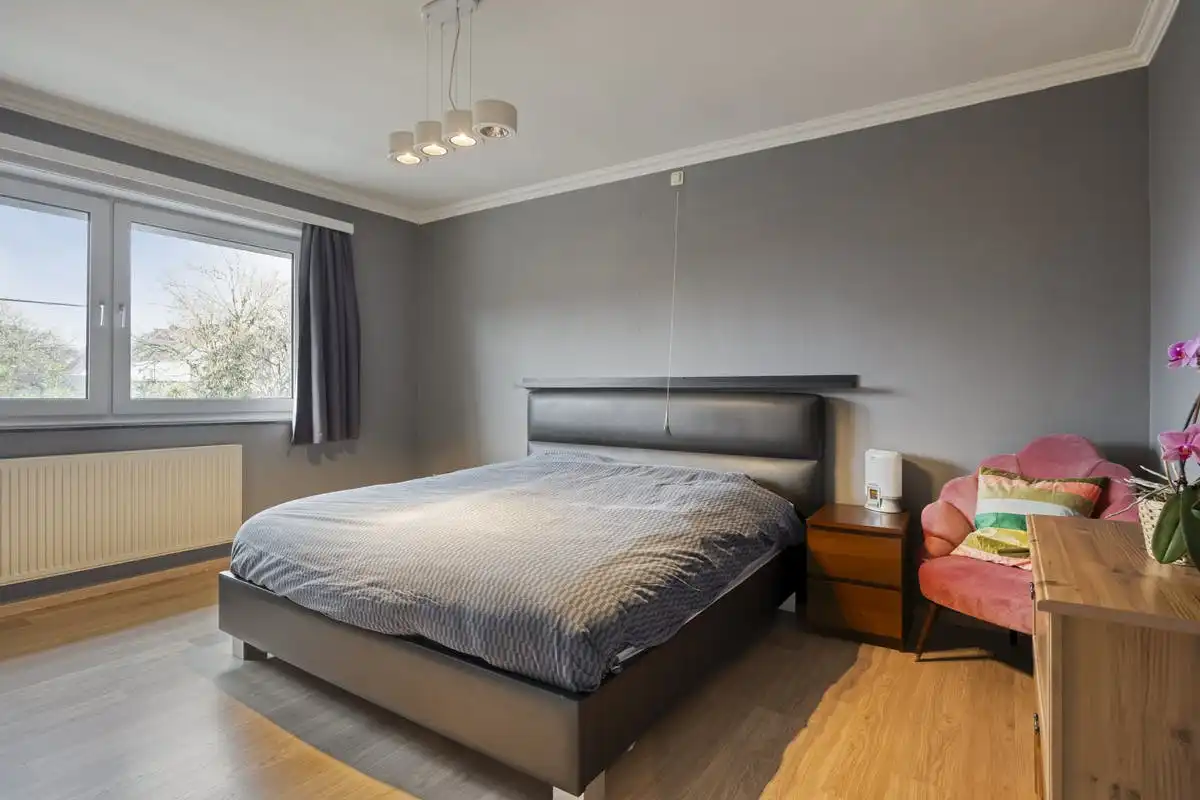 Instapklare stadswoning met 5 slaapkamers en tuin nabij centrum Hasselt foto 13