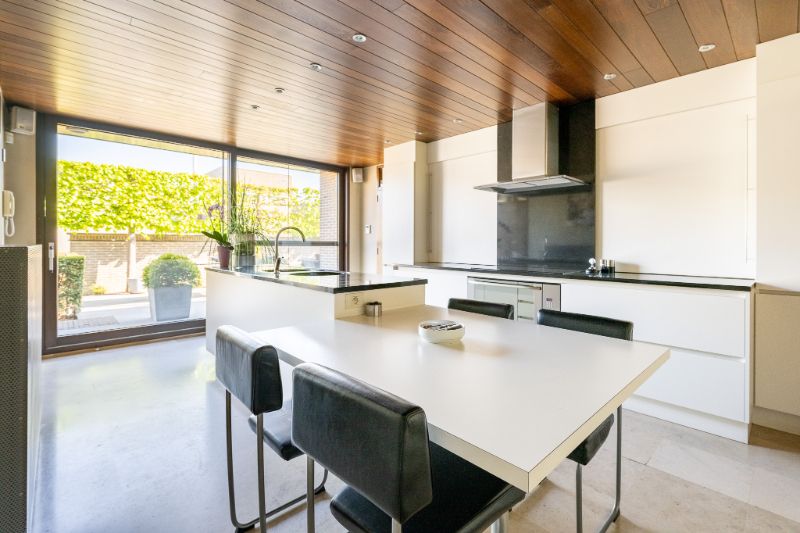 Commercieel pand met winkel, woning & loods op topligging in Ingelmunster foto 18