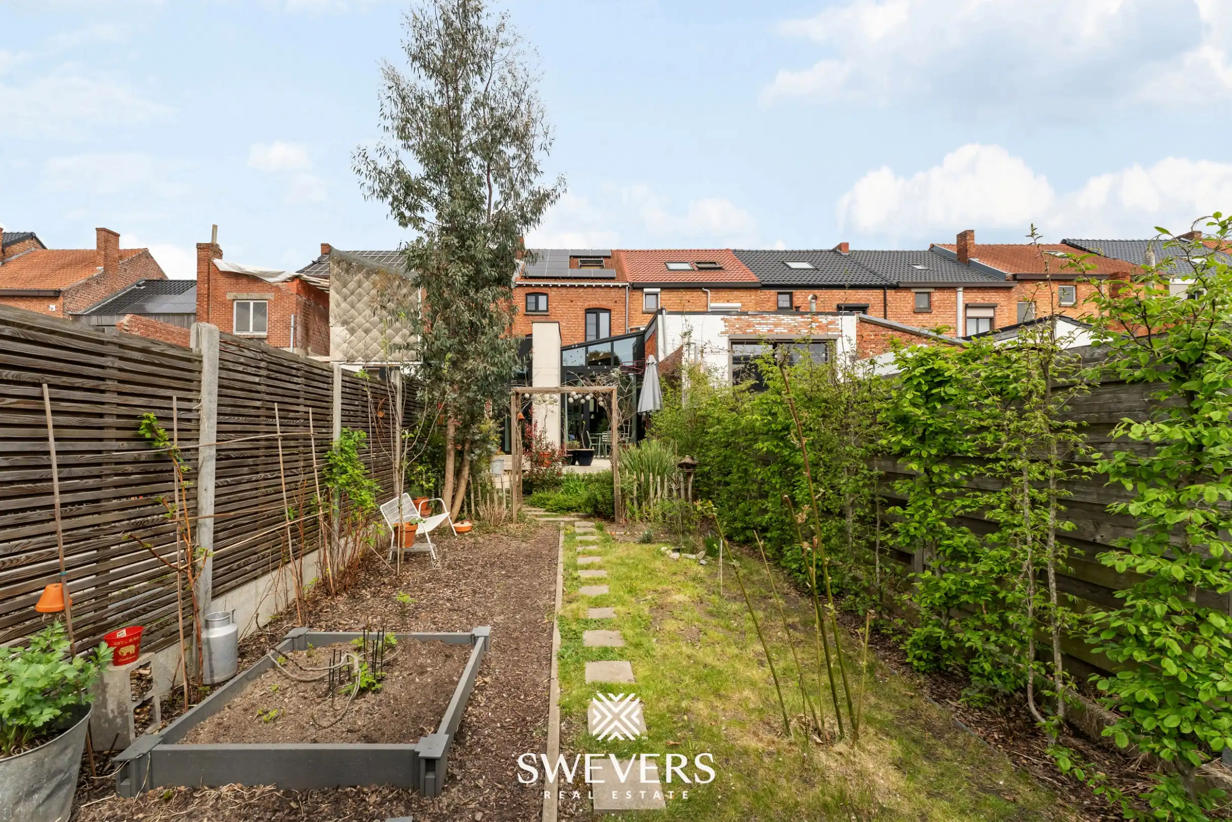 Knappe totaalrenovatie (EPC: A) met zonnige tuin en garage op topligging in Hasselt foto 24