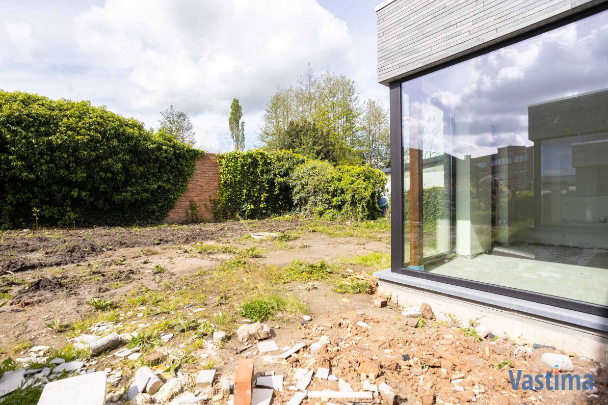 Nieuwbouw halfopen woning met 3 slaapkamers, garage en tuin foto 24