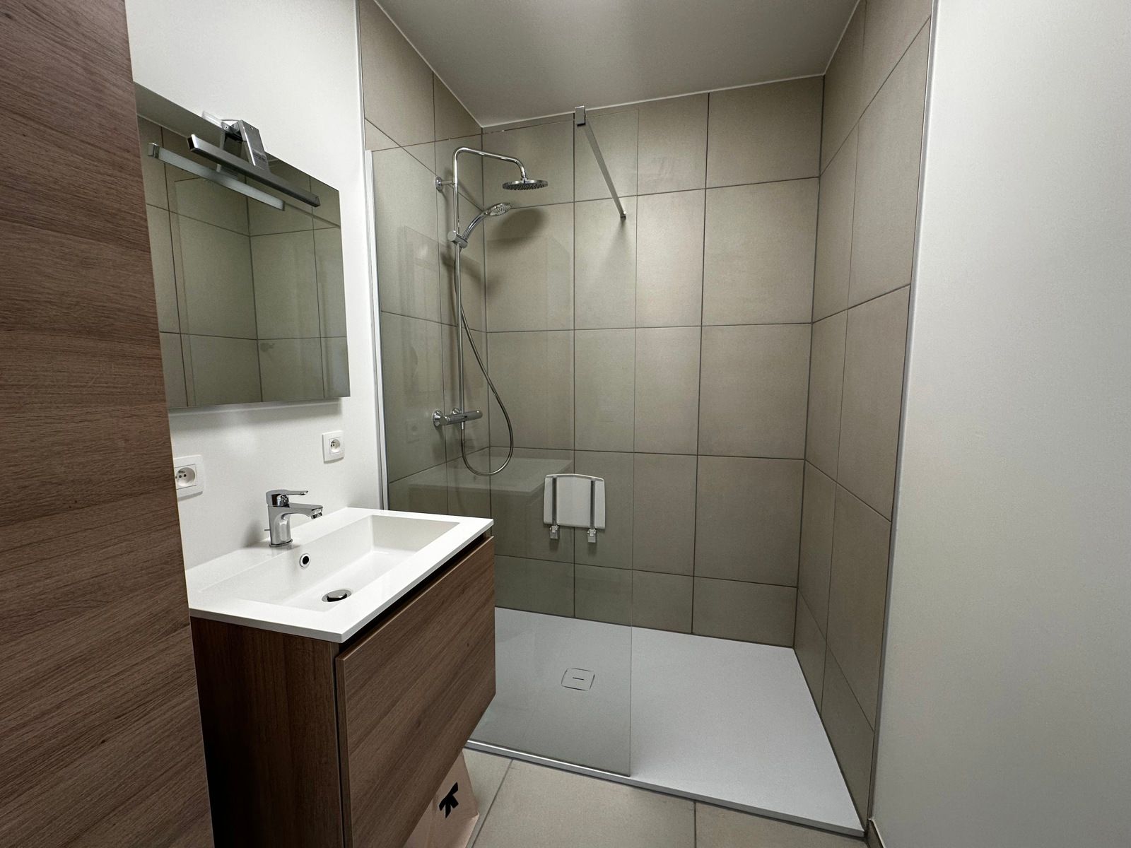Nieuwbouw appartement met 2 slaapkamers te huur! foto 12