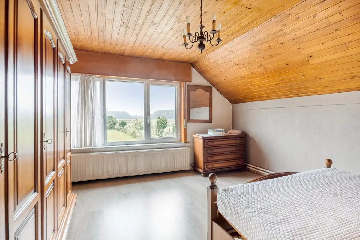 Goed gelegen woning met 3 slaapkamers foto 21