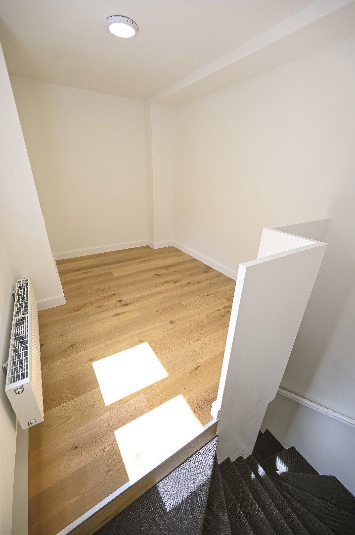 KNAP CENTRAAL GELEGEN GERENOVEERD APPARTEMENT  foto 5