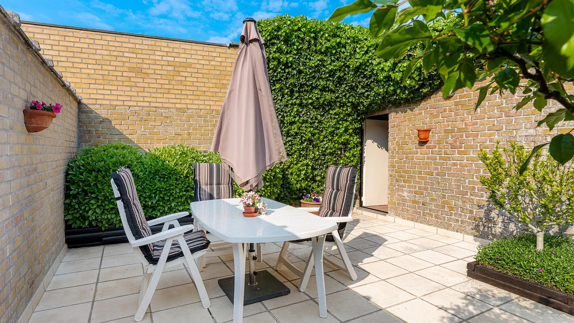 Instapklare woning met tuin en garage te Heist-aan-Zee foto 17