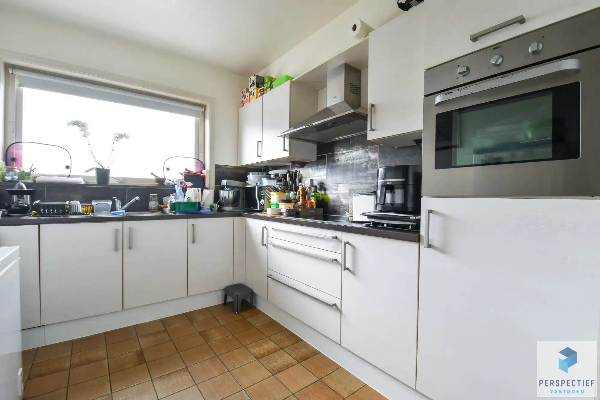 GOED GELEGEN en GROOT ( 150 m²) APPARTEMENT MET 3 SLAAPKAMERS EN  GARAGE foto 3