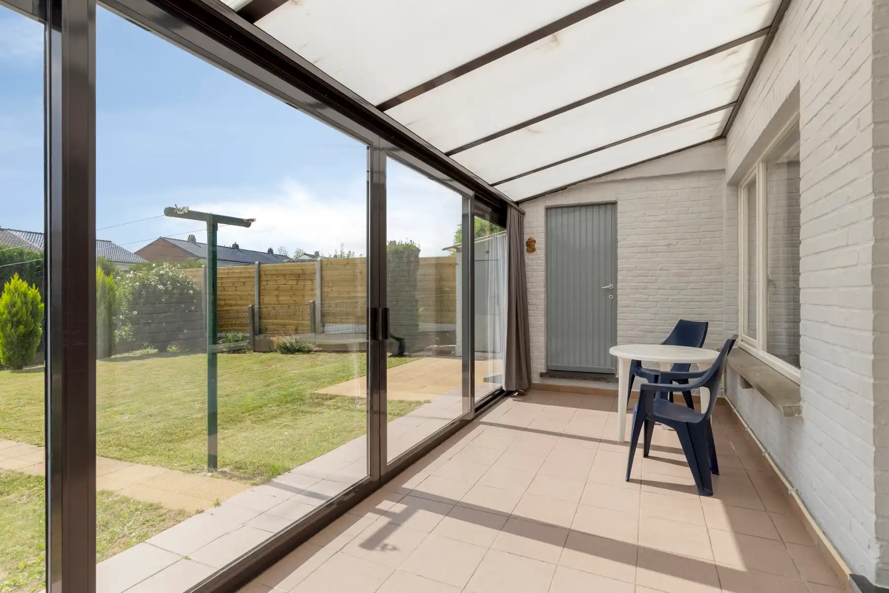 COMFORTABELE WONING MET TUIN, GARAGE EN 2 STAANPLAATSEN IN HET CENTRUM VAN ASSE! foto 10