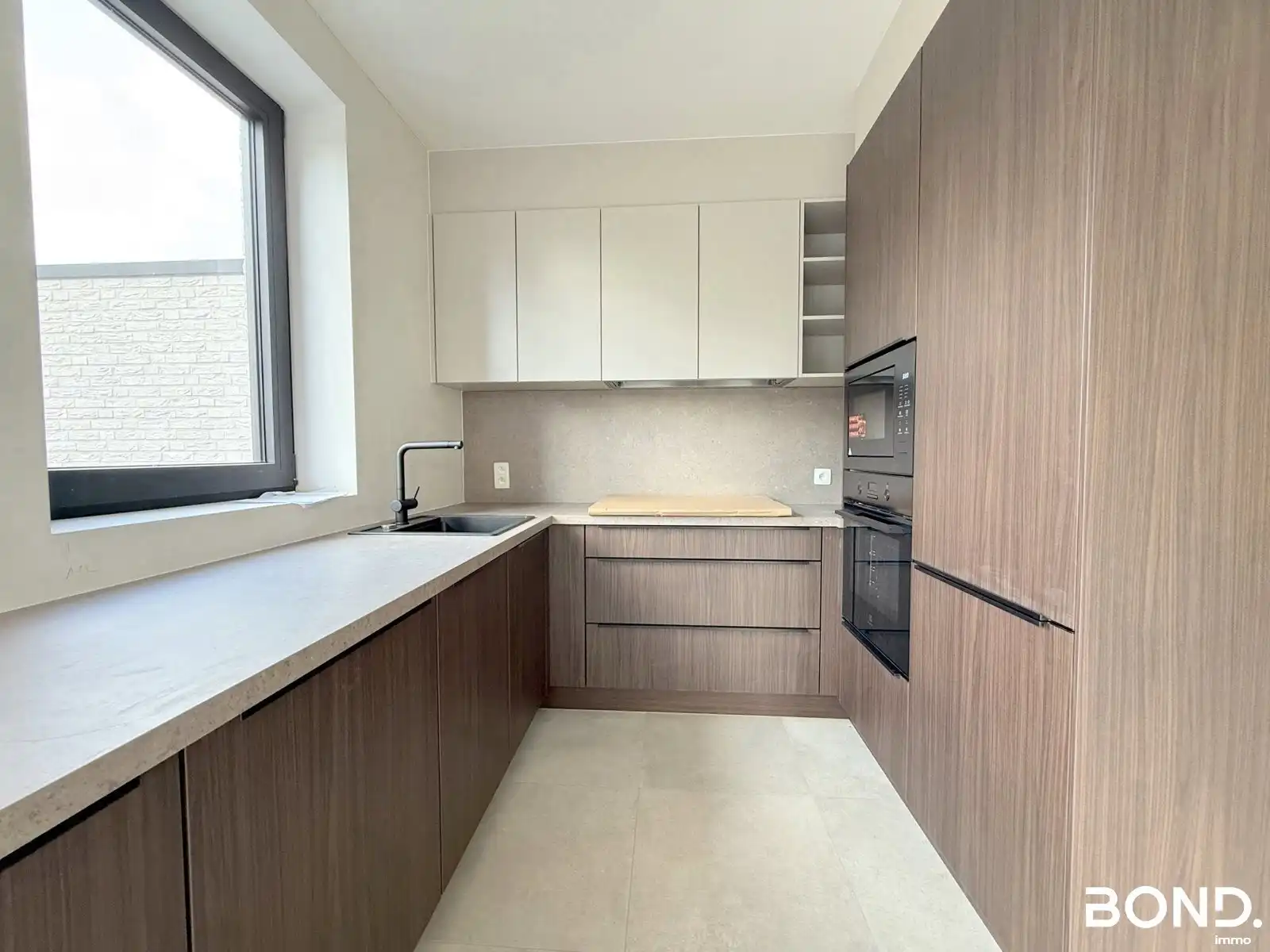 Instapklare nieuwbouwwoning op gunstige locatie!  foto 3