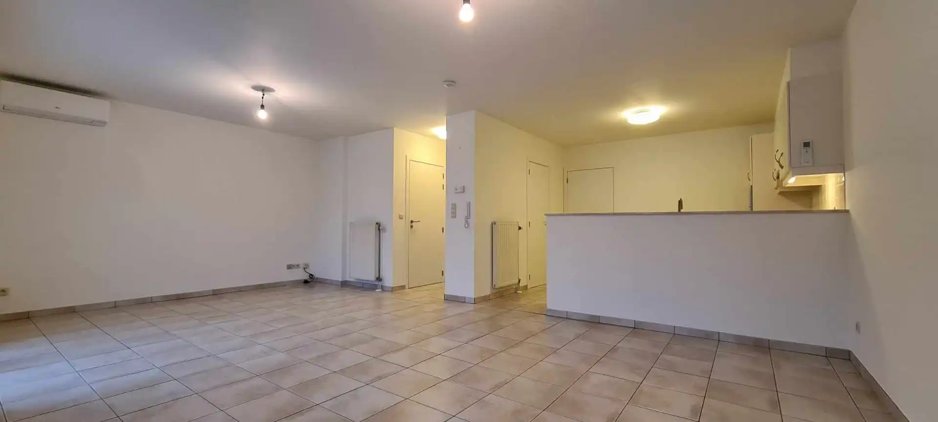 Charmant 2 slpk-appartement met autostaanplaats in residentiële buurt foto 4