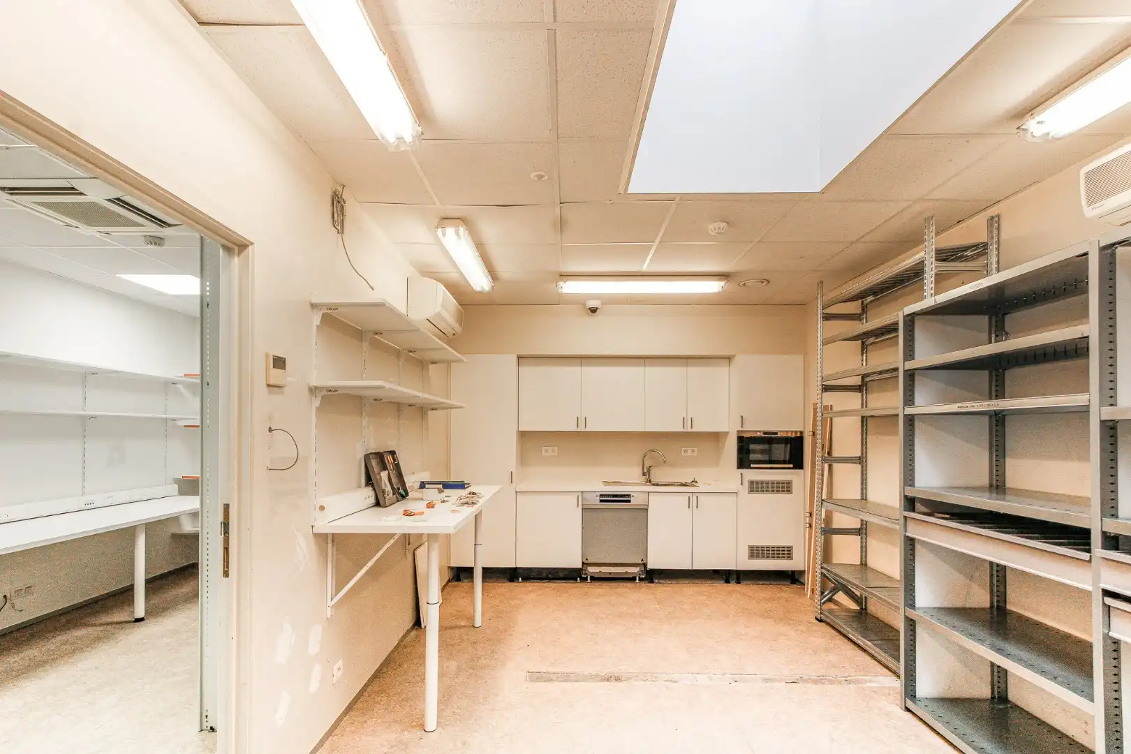 Handelsruimte te huur Kustlaan 207, Knokke-Heist (Het Zoute) foto 17