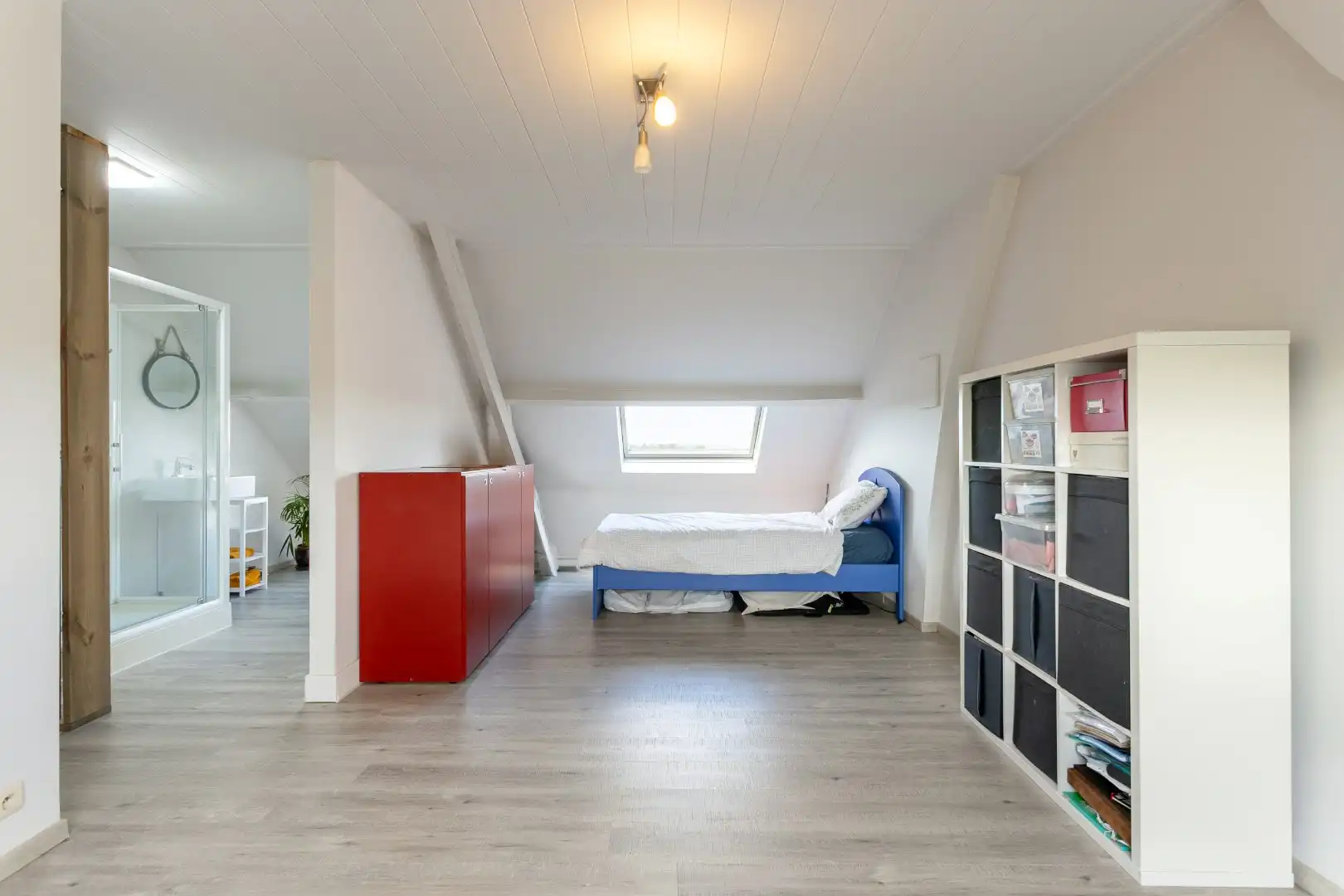 Instapklare driegevelwoning met 3 slpk te Lembeek foto 26
