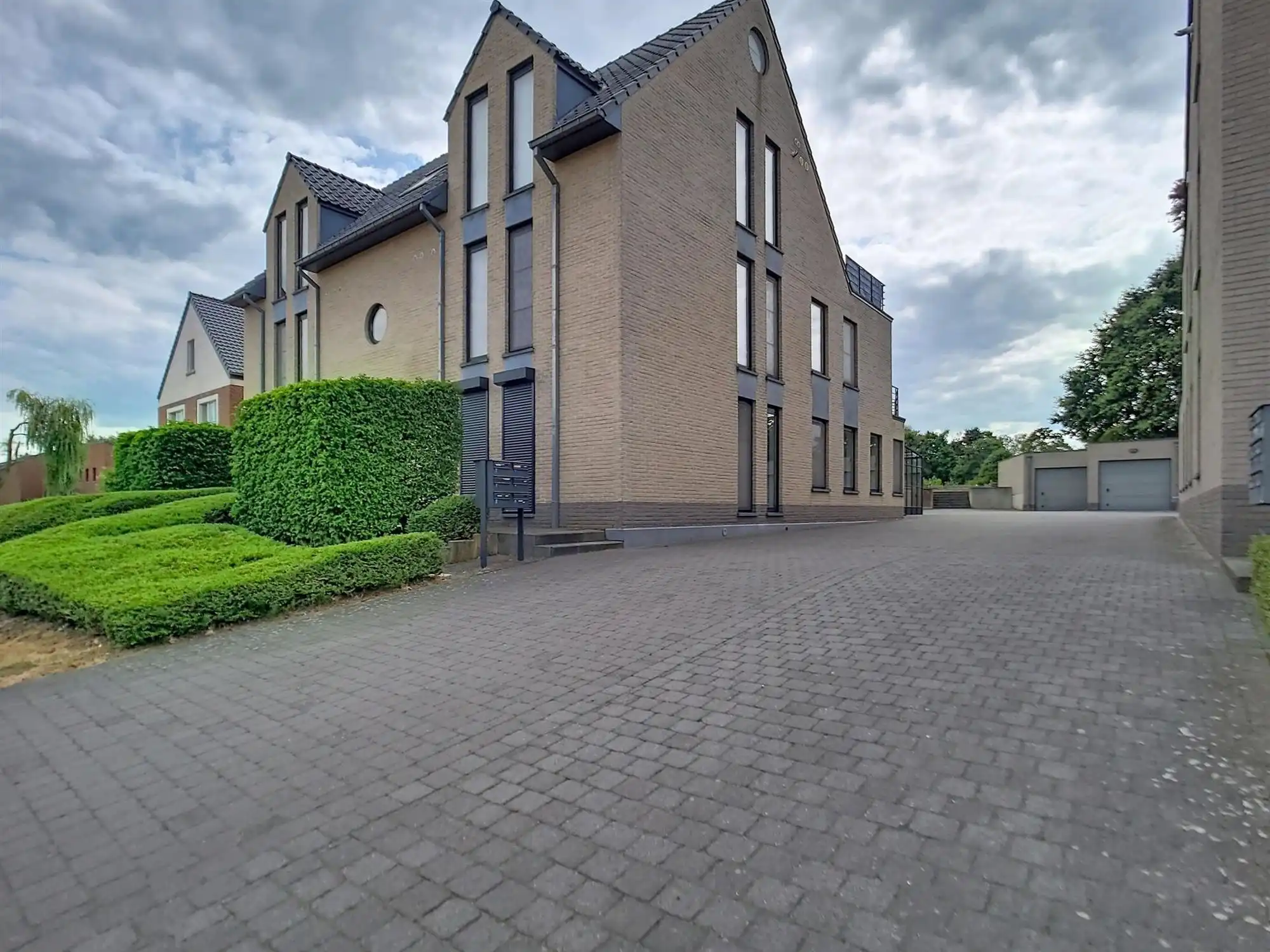 Appartement foto {{pictureIndex}}