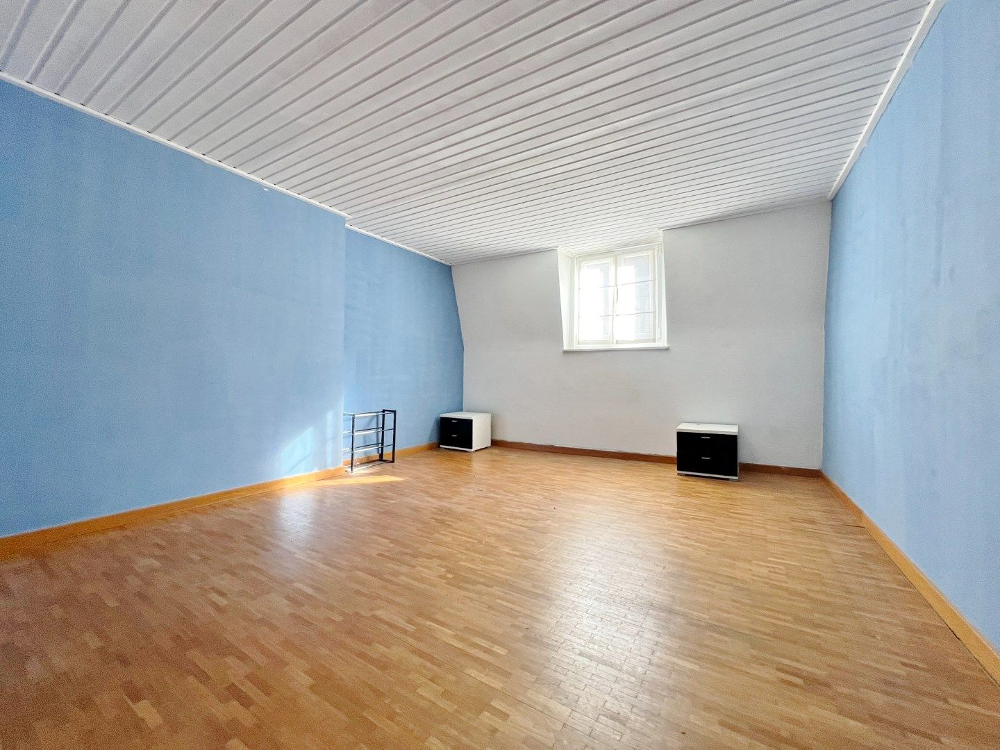 Opbrengsteigendom met duplex-appartement en studio op topligging.  foto 12