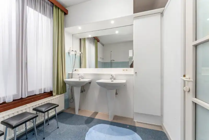 Winkelpand met woonst en tuin centrum Roeselare foto 13