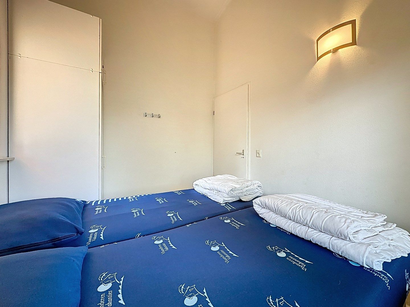 Sfeervolle recreatiewoning in het Zwindorp , Retranchement. foto 21
