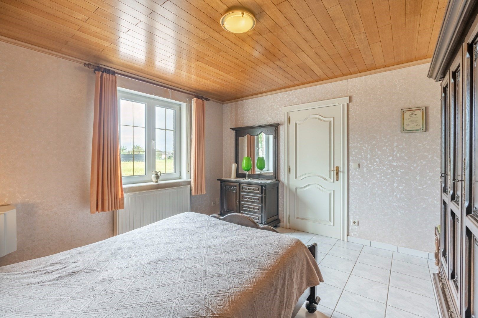 Vrijstaande, gelijkvloerse gezinswoning gelegen op een perceel van 6a18ca op een rustige locatie nabij het centrum van Neeroeteren!  foto 15