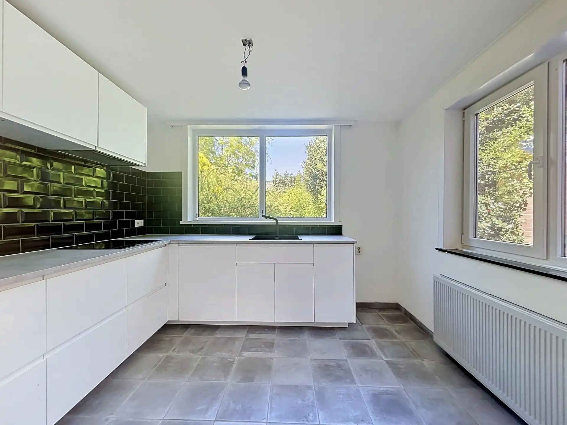 instapklare gezinswoning met 3 slaapkamers en garage op toplocatie foto 4