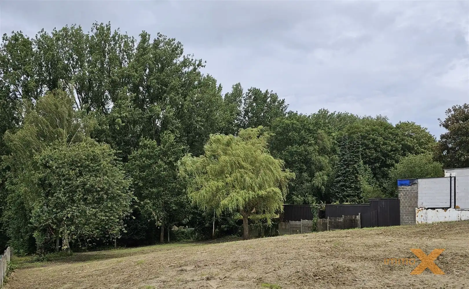 RUIME NIEUWBOUW MET GARAGE EN GROTE TUIN foto 4