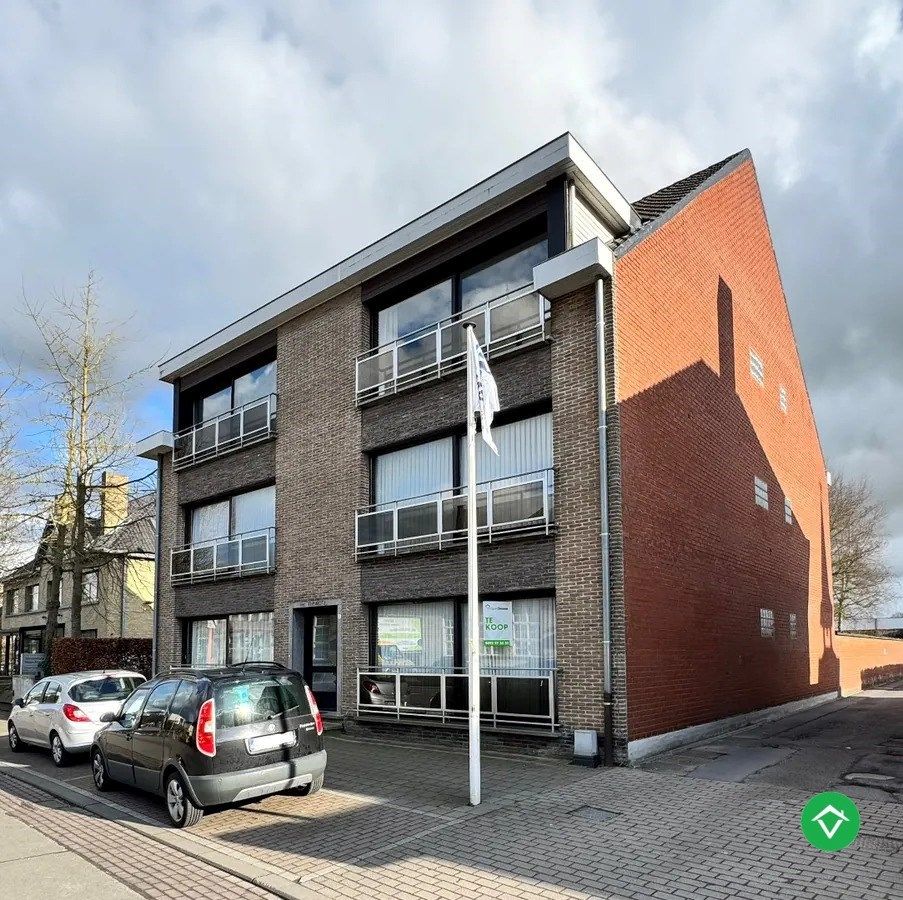 Appartement met 2 slaapkamers en garage in centrum Koekelare  foto 28