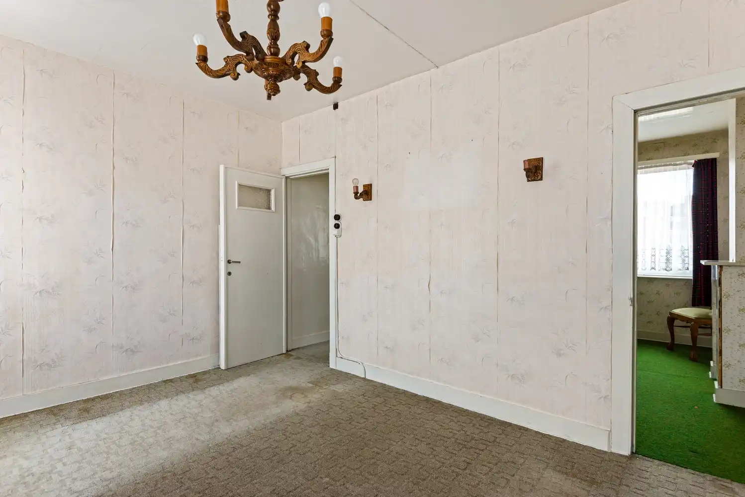 Te renoveren woning met 3 slaapkamers, veel potentieel en een groene tuin in Lier! foto 14