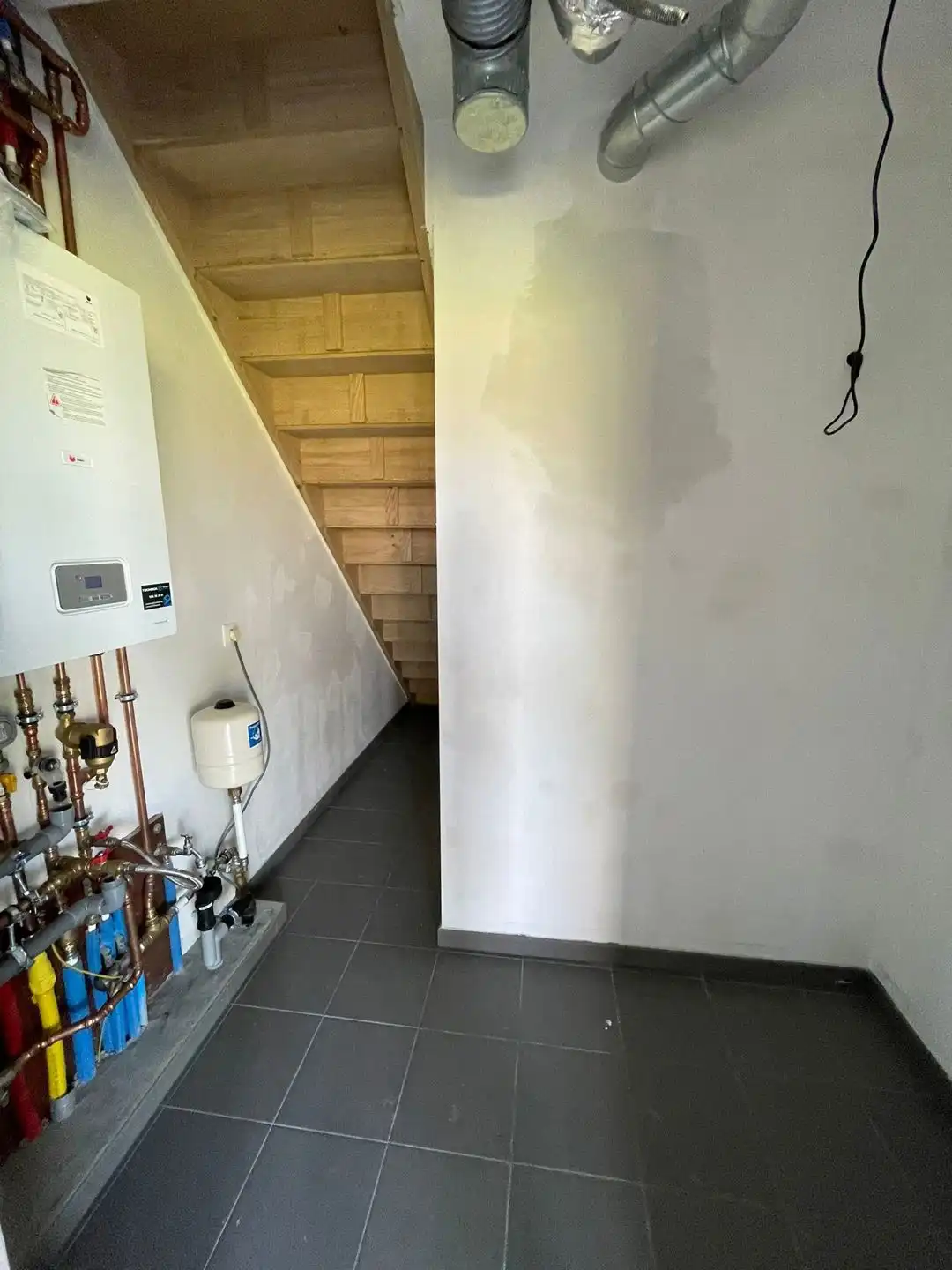 Nieuwbouwwoning met drie slaapkamers, tuin en terras foto 6