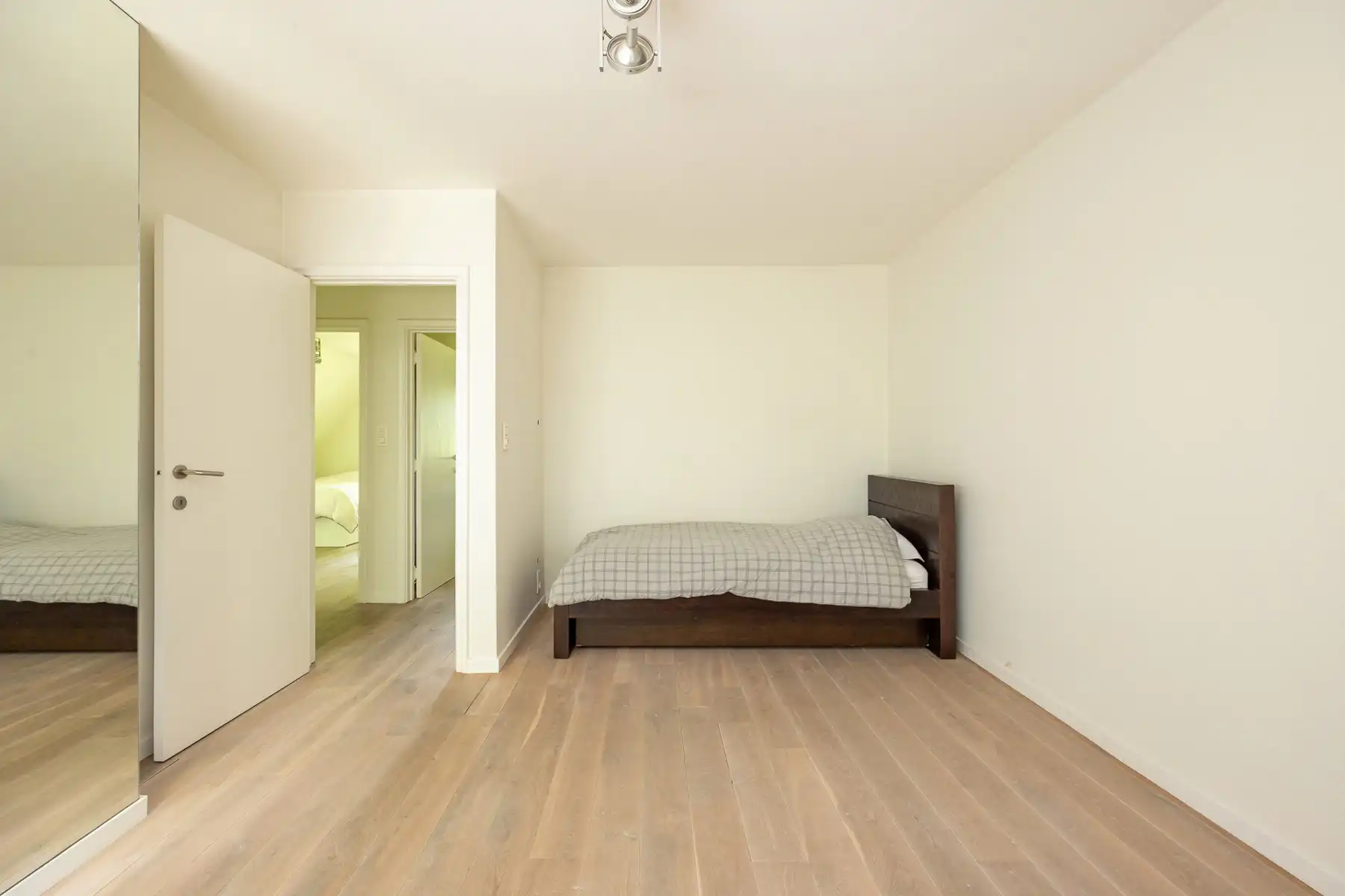 Charmante halfopen bebouwing met 3 slaapkamers in Hoogboom! foto 18