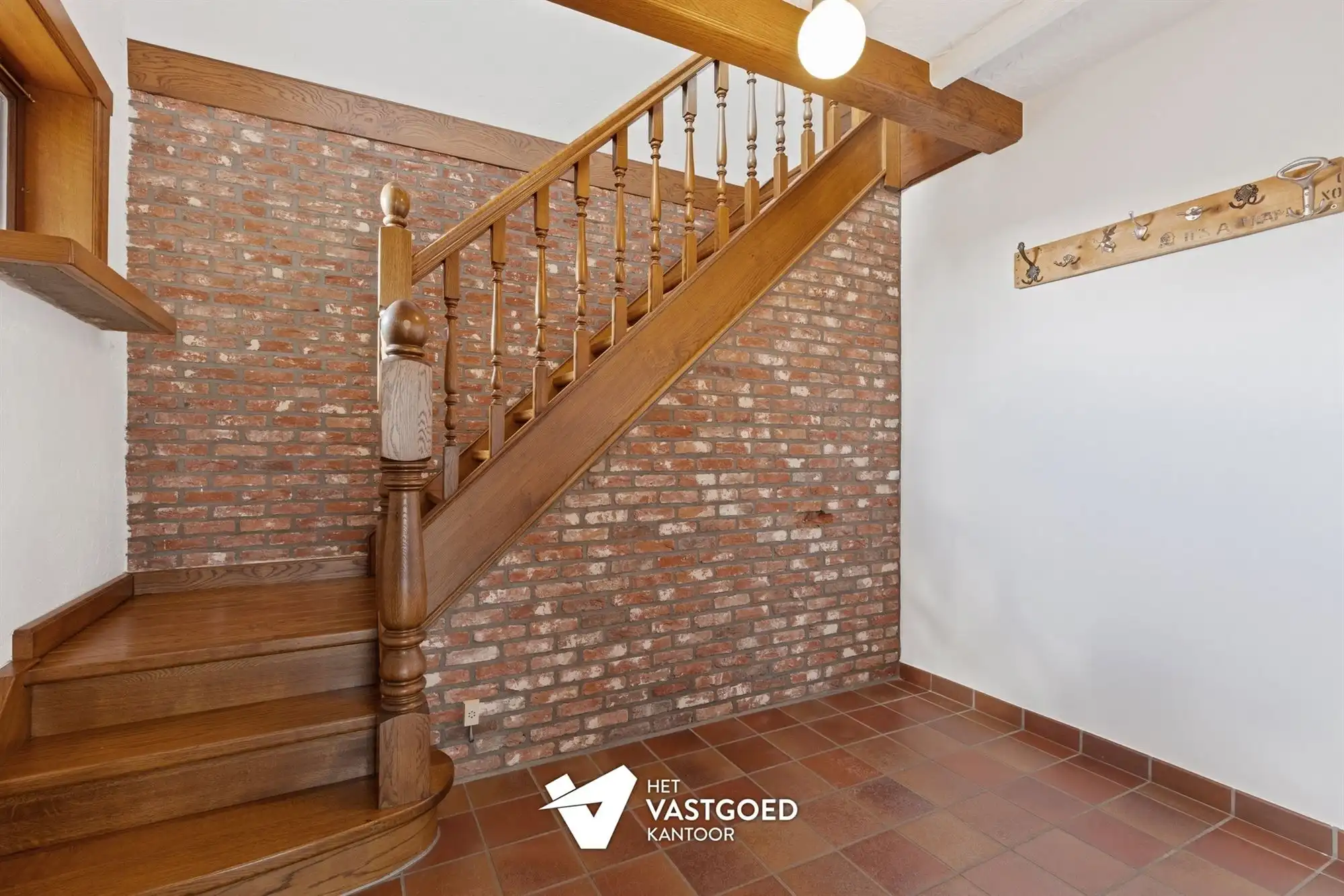 INSTAPKLARE OPEN WONING GELEGEN OP EEN RUSTIGE LIGGING foto 9