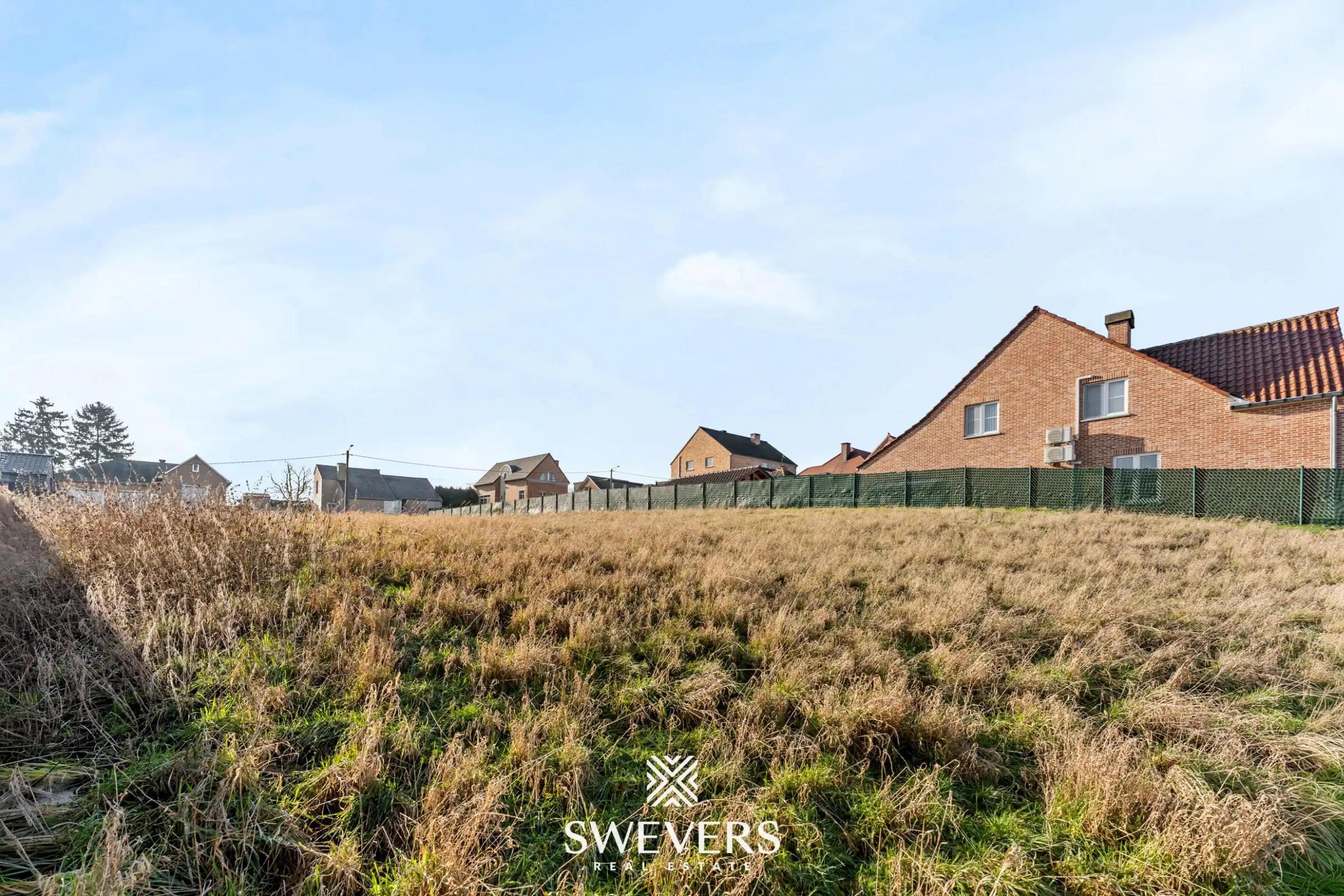 Royaal perceel gelegen in landelijke omgeving foto 10