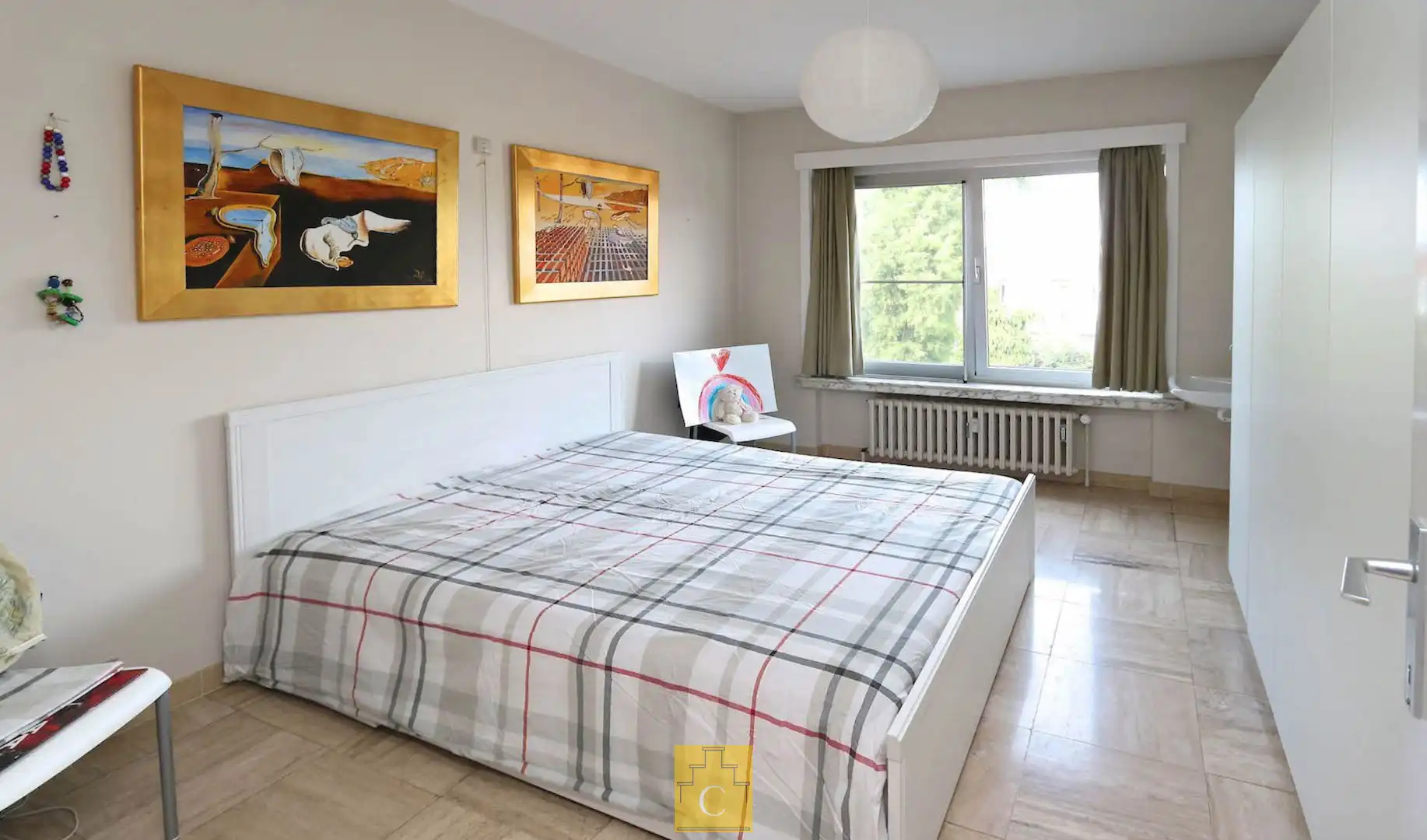 Ruim hoekappartement (155 m2) te Sint-Andries, 3 slaapkamer, terras , lift en garagebox foto 8