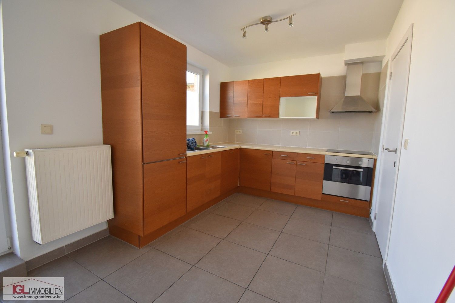 2-kamer appartement te Sint-Pieters-Leeuw met gunstige EPC! foto 2
