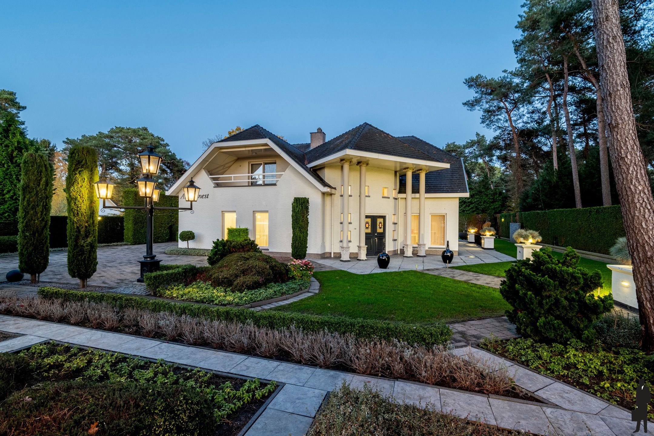 Exclusieve, uitzonderlijk statige villa-Arendsnest in groen foto 29