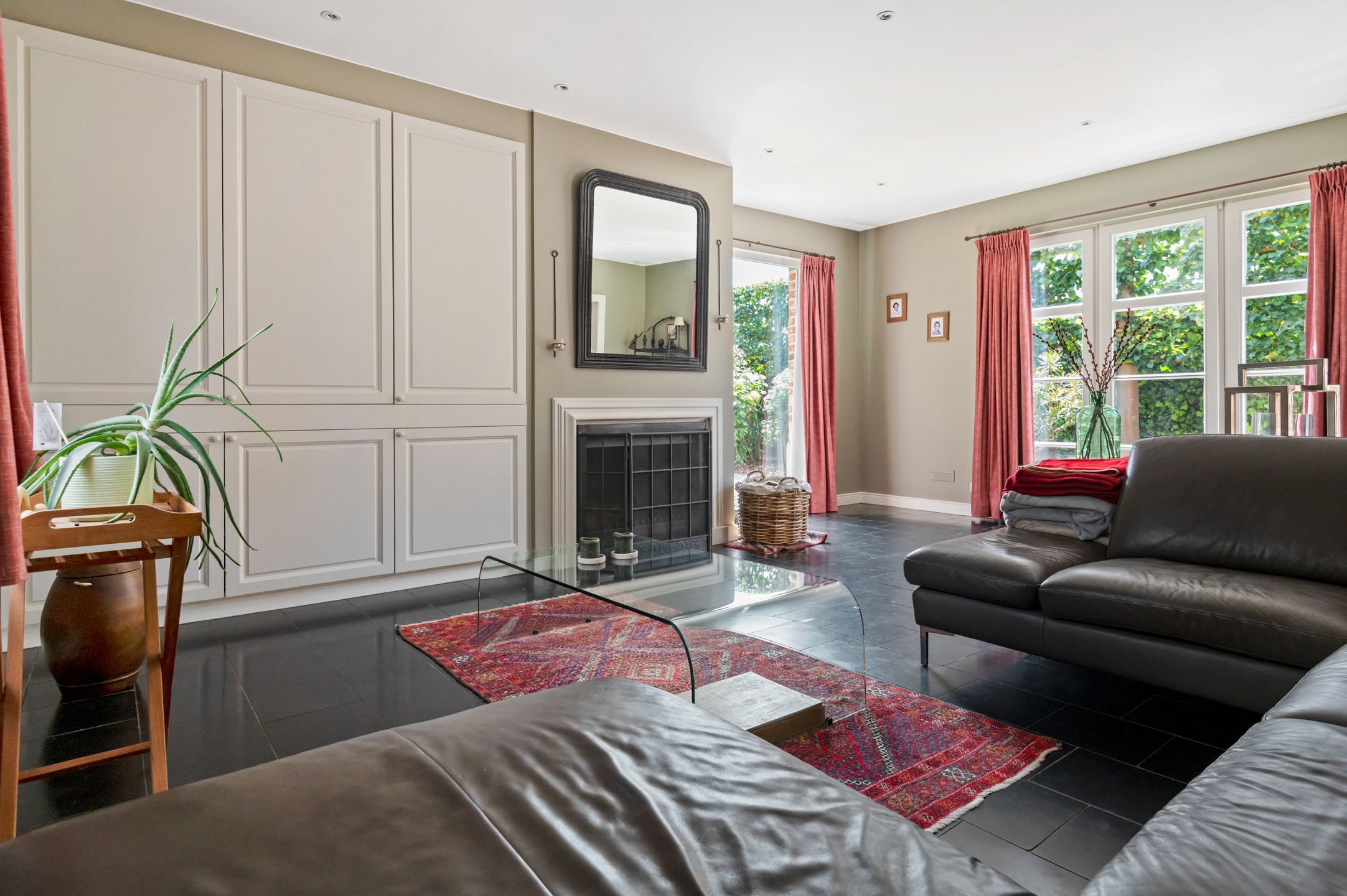 Prachtige villa op rustige locatie met achterliggend weiland. foto 21