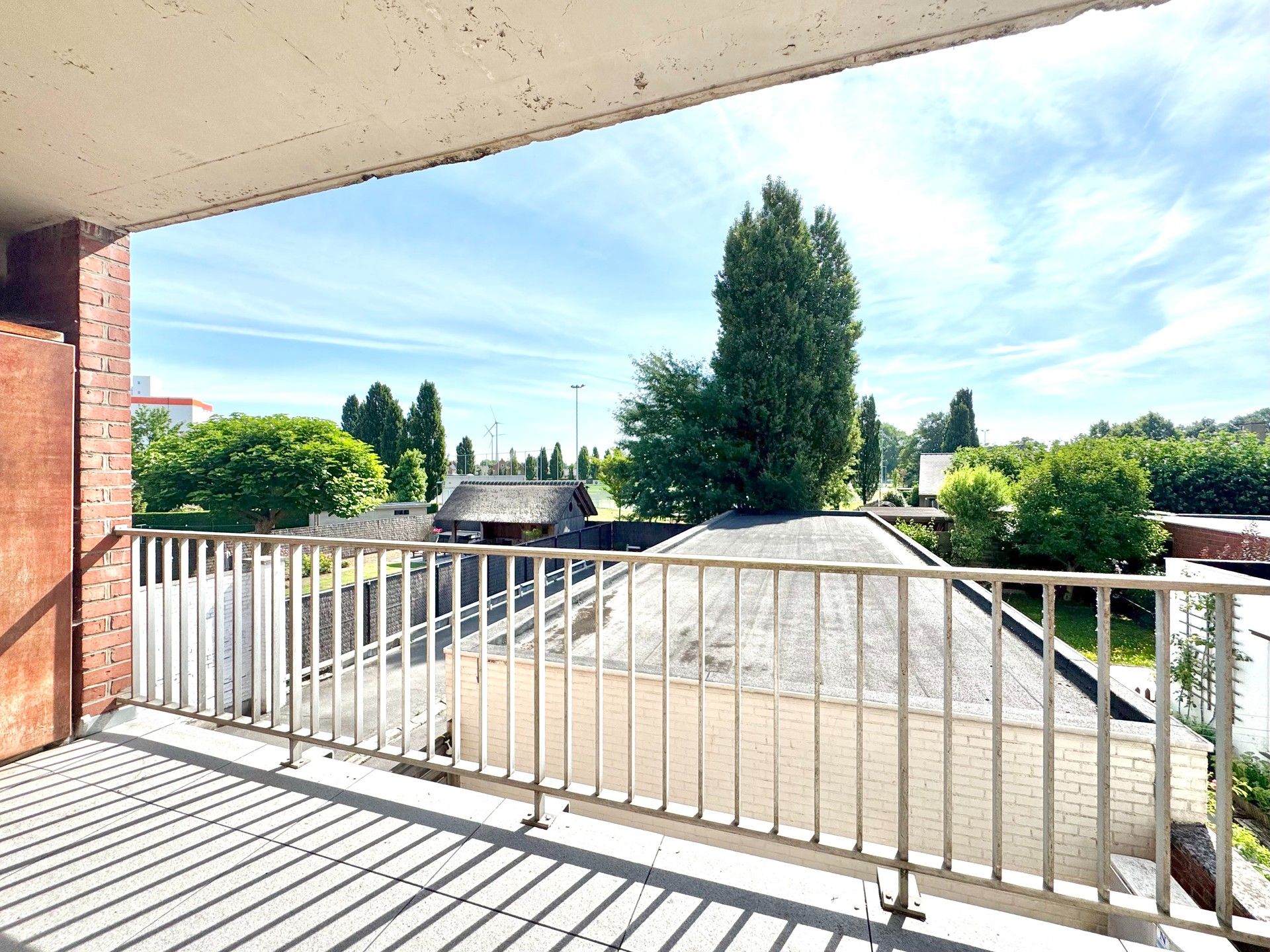 APPARTEMENT MET 2 KAMERS, TERRAS & GARAGE - 92 m² foto 11
