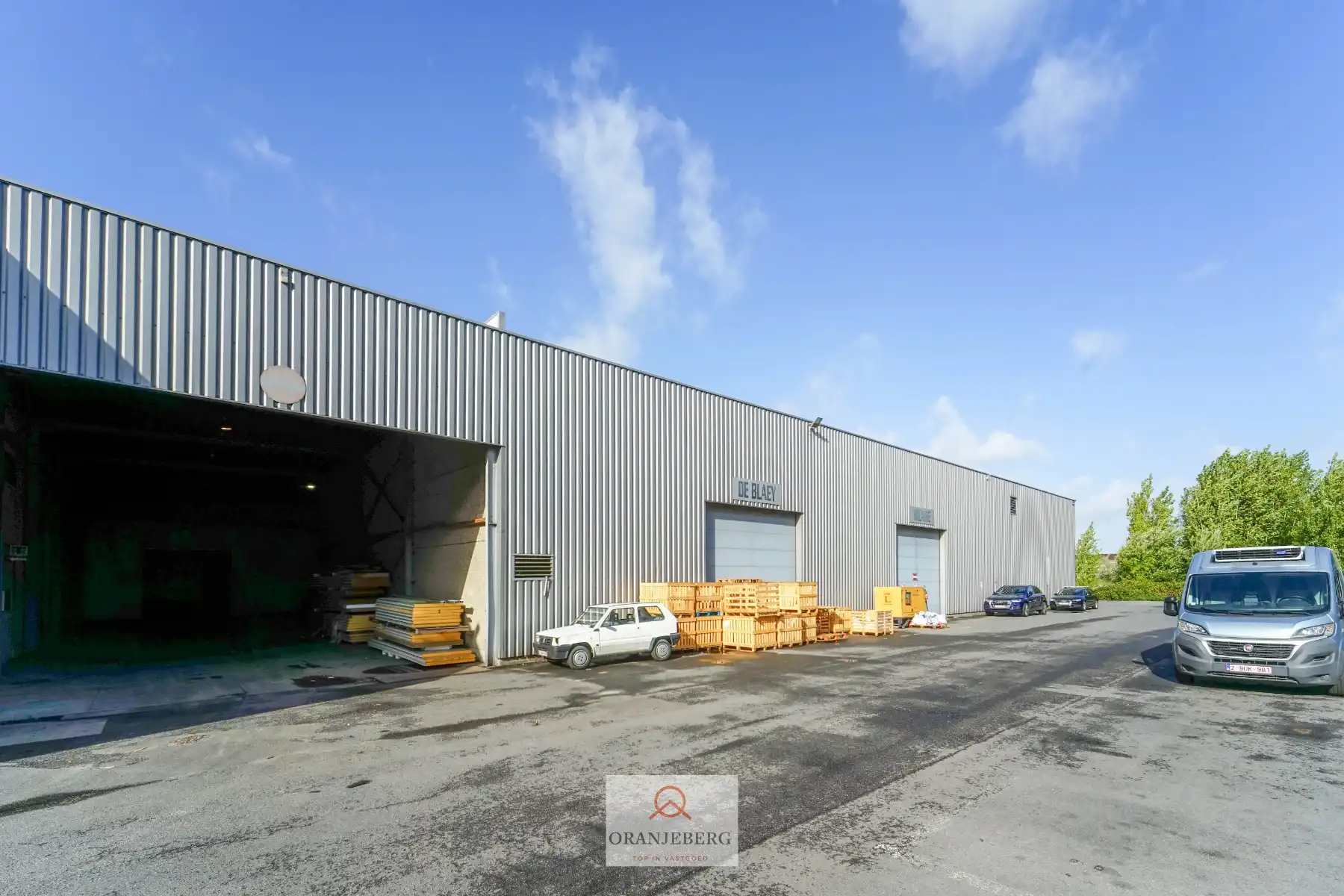 Industrieel-magazijn-logistiek te huur Brugse Steenweg 7 - 9940 Evergem