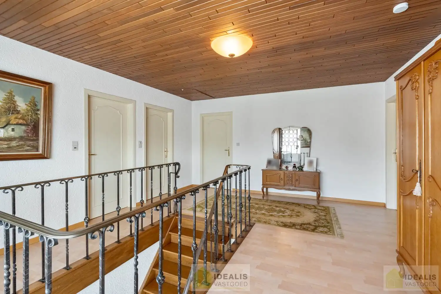 IDEALIS VASTGOED – PERFECT ONDERHOUDEN EN INSTAPKLARE GEZINSWONING MET 4 SLAAPKAMERS, 2 BADKAMERS EN EEN MOOIE WOONOPPERVLAKTE VAN +- 185M² OP EEN AANGENAAM EN RUSTIG GELEGEN PERCEEL VAN 6A 80CA OP GEGEERDE LOCATIE IN ACHEL! foto 17